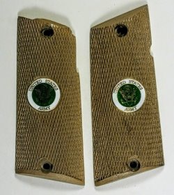 Llama Mini-Max Tan w/US Army Medalions